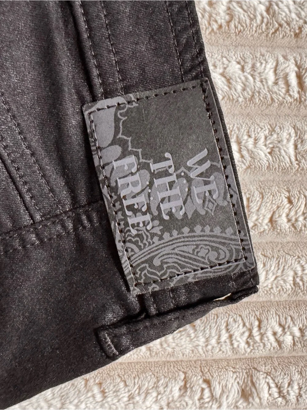 Nwt $128 Free People We The Free Xena Coated Straight Jeans Size 28